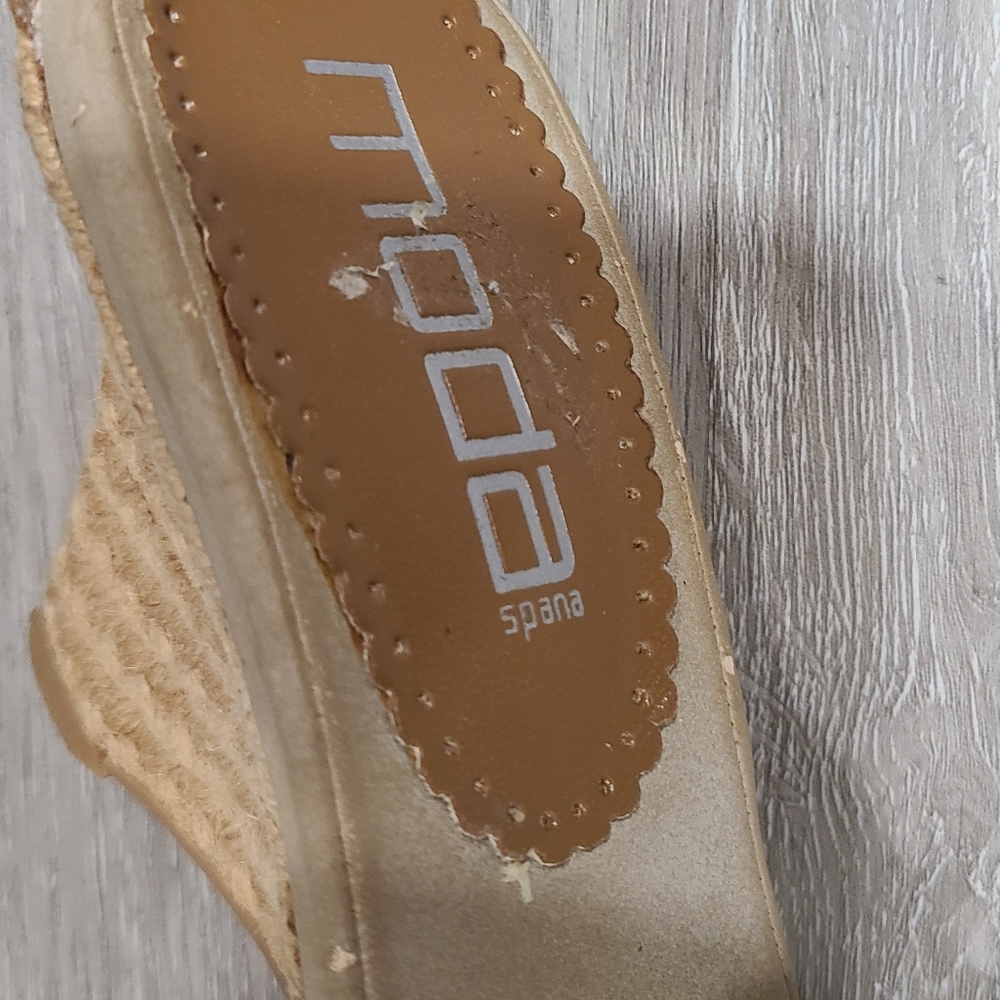 Moda Sandals - Picture 10 of 11